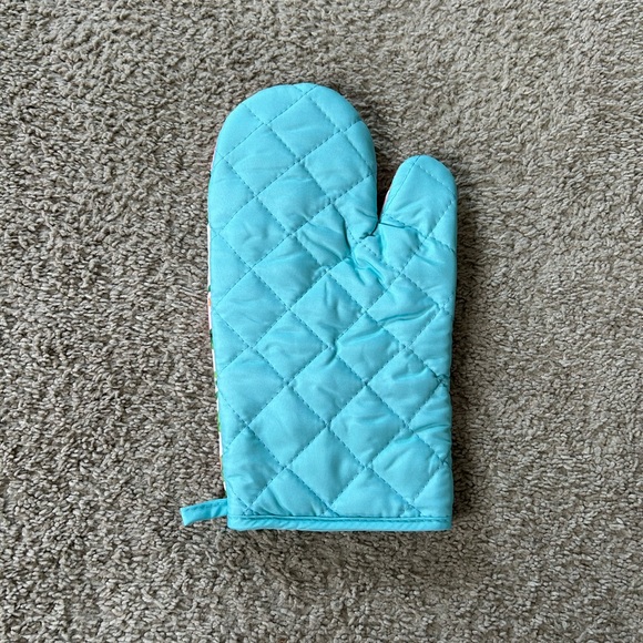 NWOT Hello Spring Oven Mitt with Floral Print - Picture 2 of 2